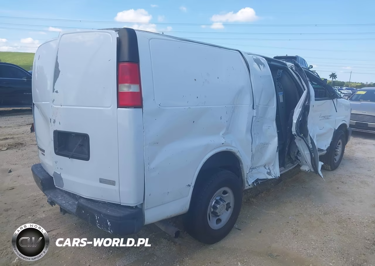 2013 Chevrolet Express 3500 Work Van VIN:1GCZGTBG2D1104259 - 4