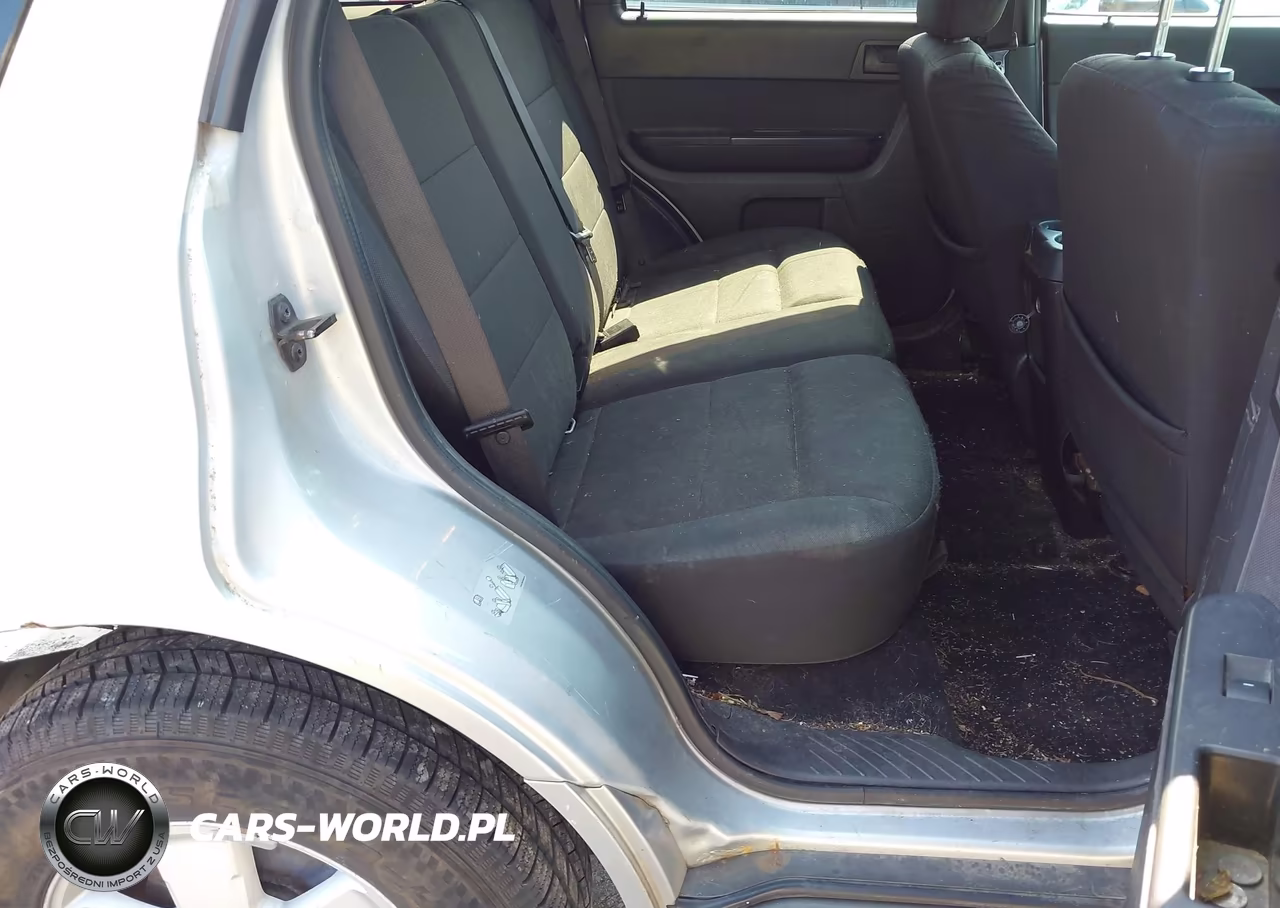 2010 Ford Escape Xlt VIN:1FMCU9DG2AKC96525 - 8