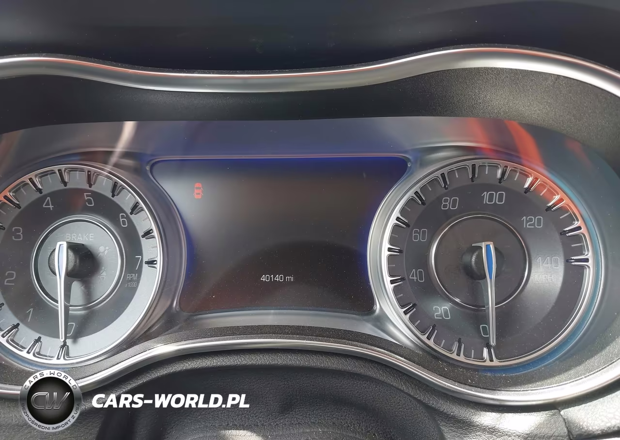 2019 Chrysler 300 Touring VIN:2C3CCAAG5KH727157 - 7