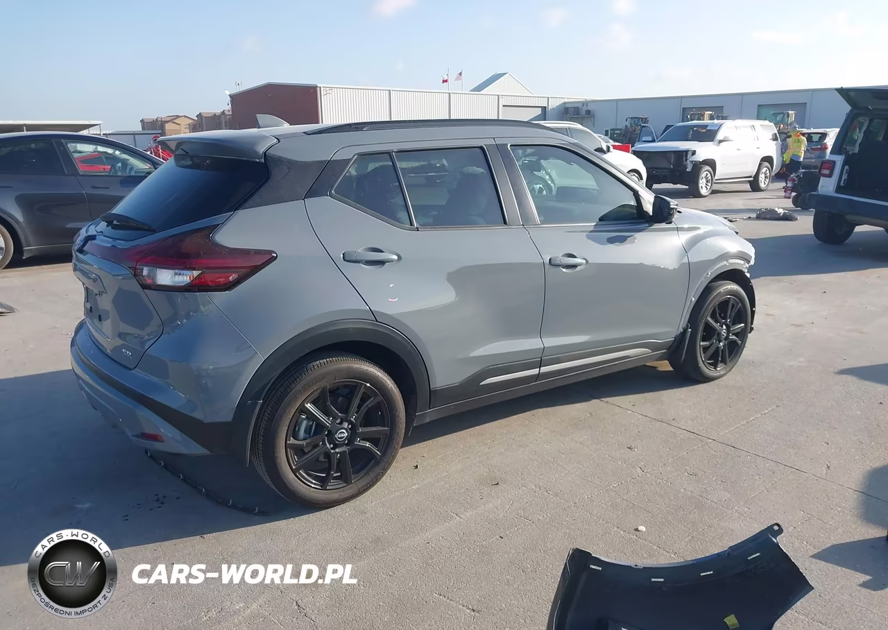 2022 Nissan Kicks Sr Xtronic Cvt VIN:3N1CP5DV1NL487444 - 4