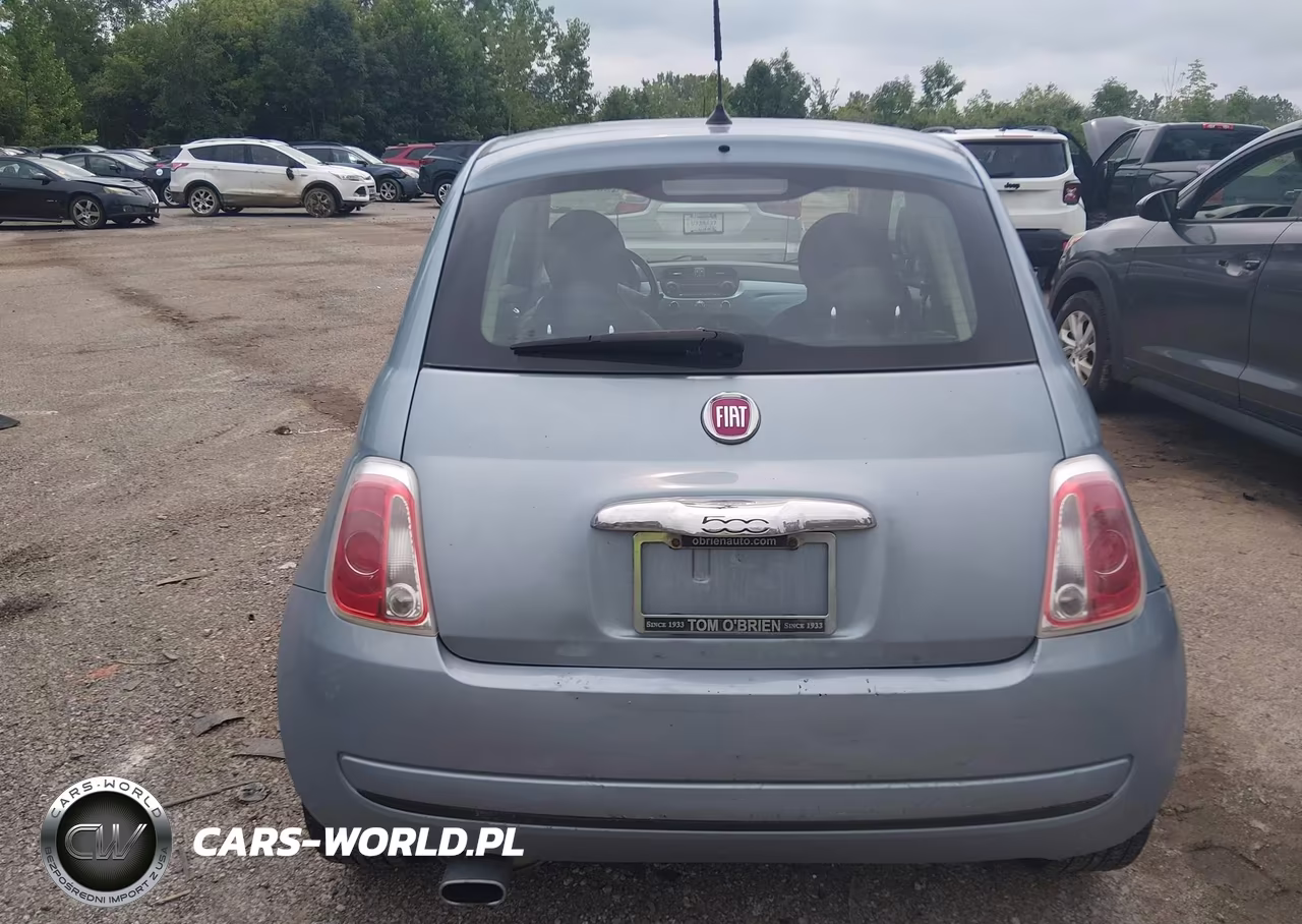 2015 Fiat 500 Pop VIN:3C3CFFAR1FT586073 - 16