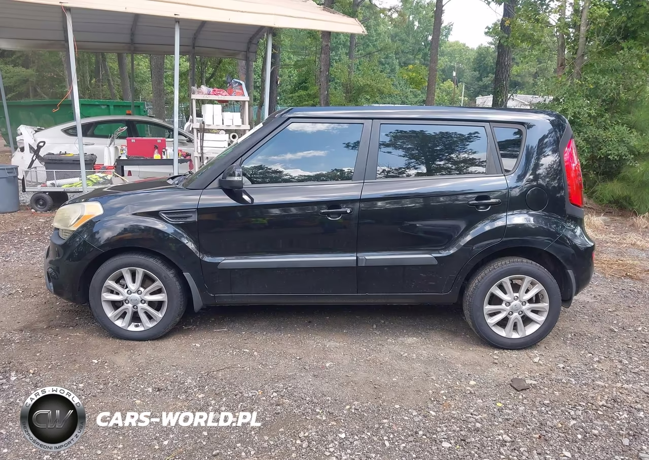 2013 Kia Soul + VIN:KNDJT2A62D7481988 - 14