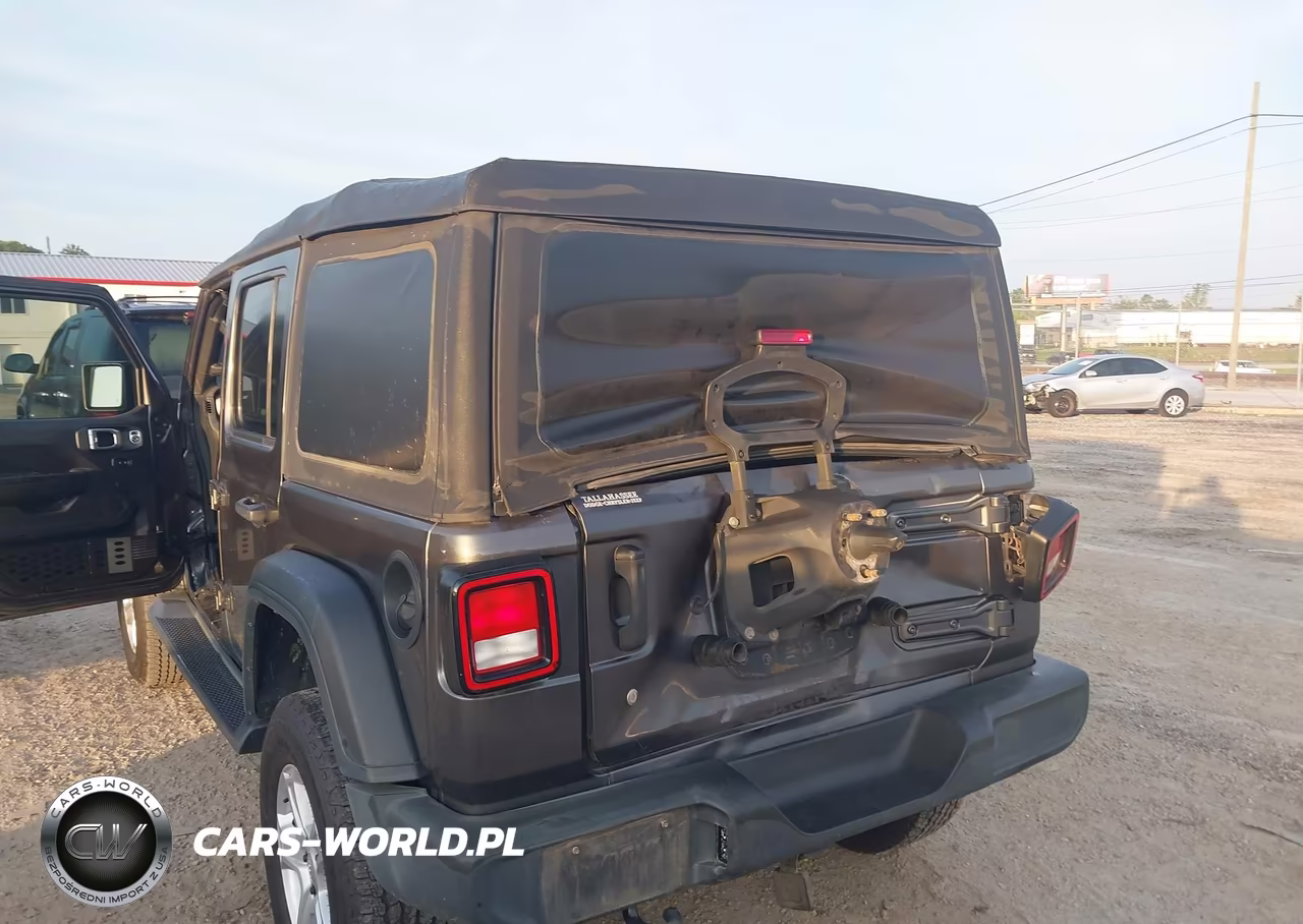 2018 Jeep Wrangler Unlimited Sport S 4X4 VIN:1C4HJXDN7JW200354 - 17