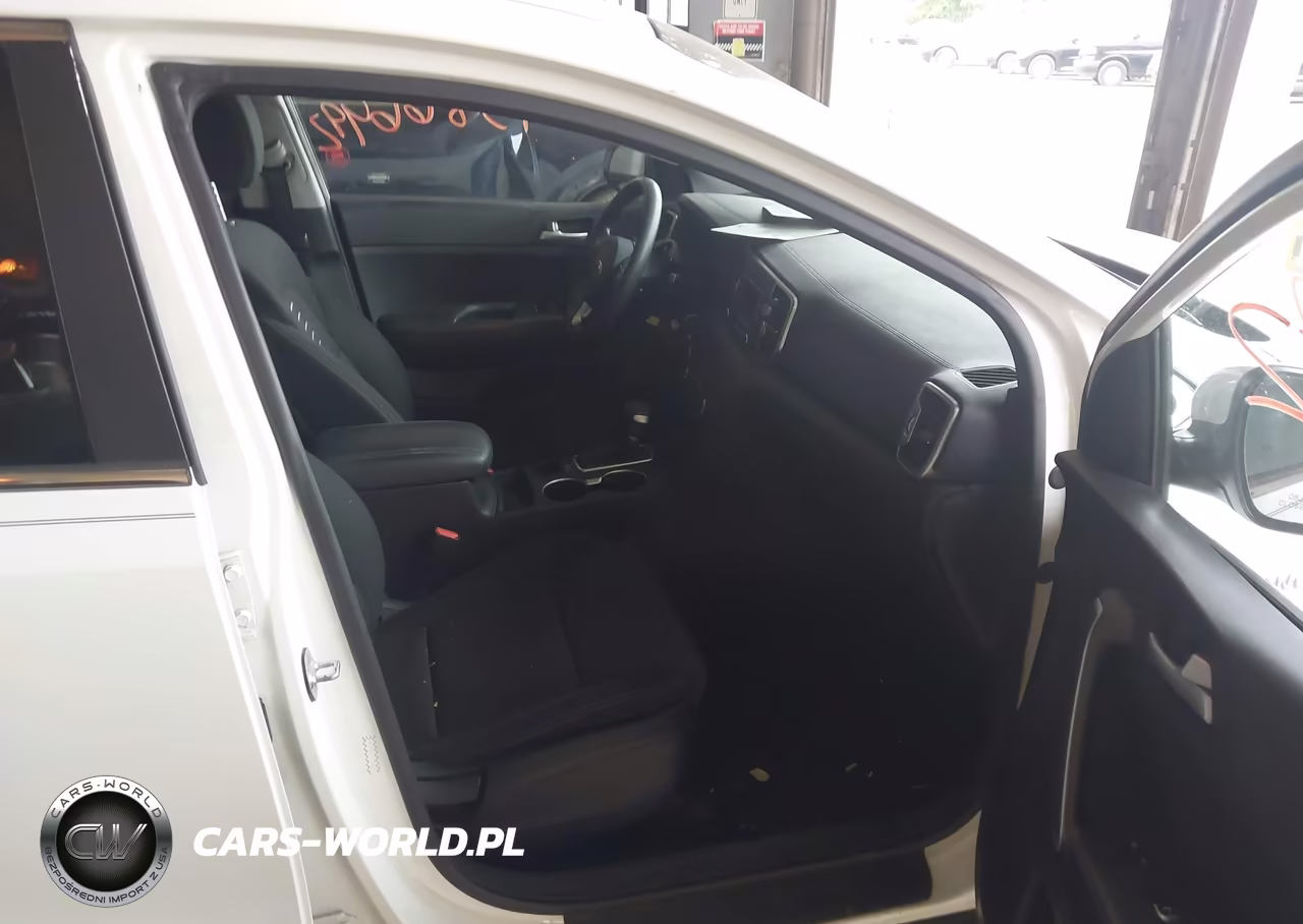 2018 Kia Sportage Lx VIN:KNDPMCAC9J7450865 - 5