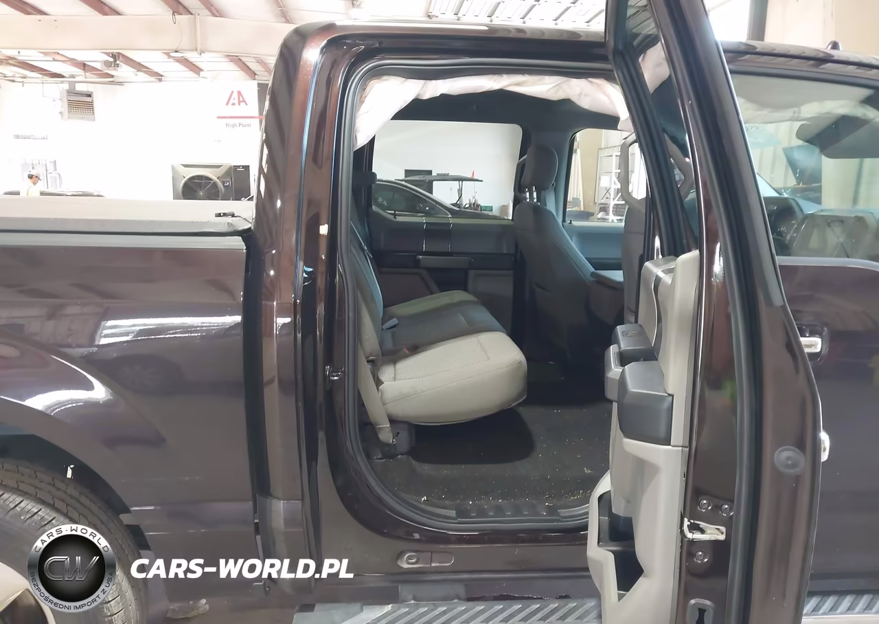 2018 Ford F-150 Xlt VIN:1FTEW1EP5JFD58919 - 8