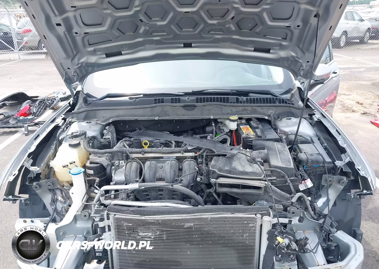 2020 Ford Fusion S VIN:3FA6P0G70LR226543 - 10