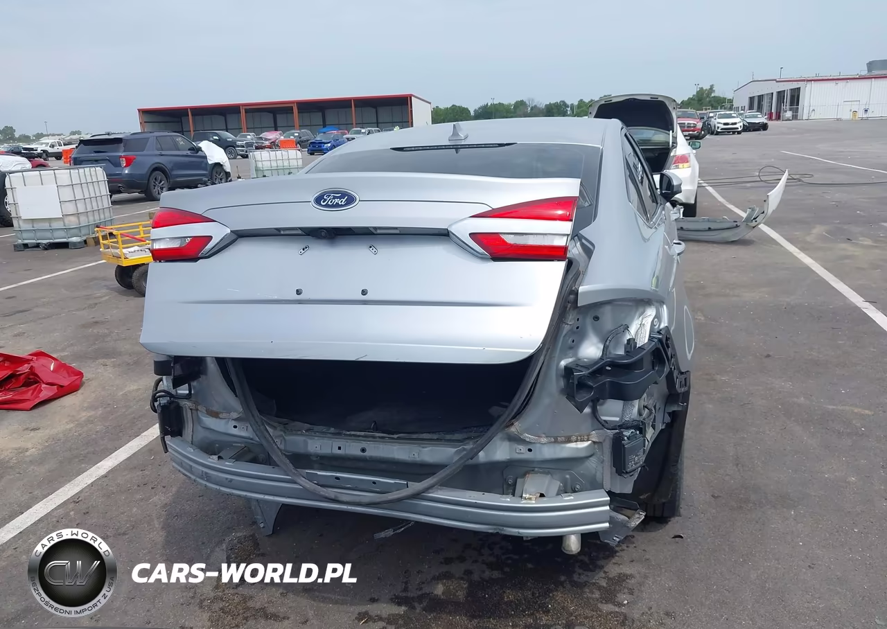 2020 Ford Fusion S VIN:3FA6P0G70LR226543 - 17