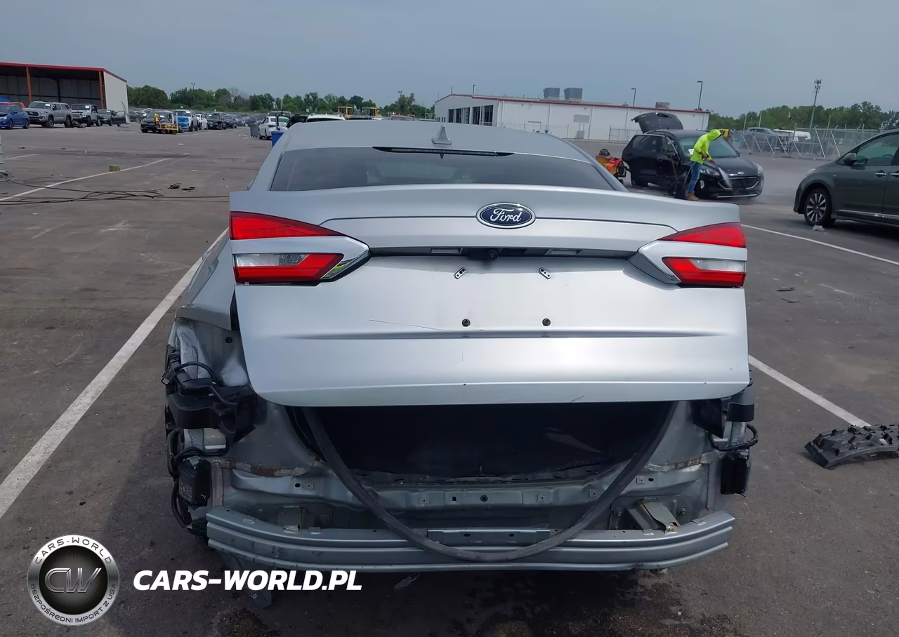 2020 Ford Fusion S VIN:3FA6P0G70LR226543 - 18
