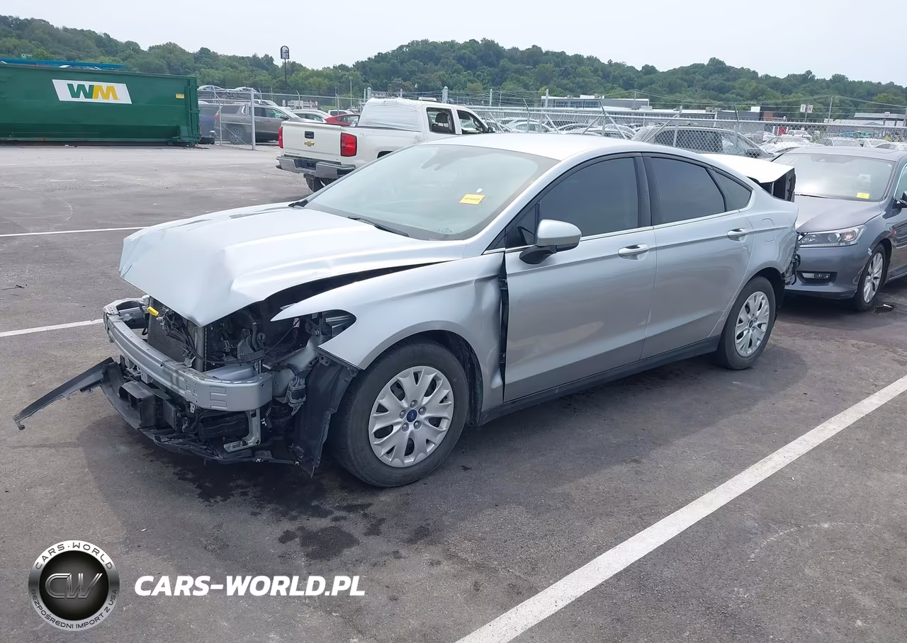 2020 Ford Fusion S VIN:3FA6P0G70LR226543 - 2