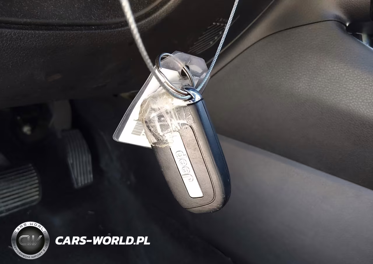 2024 Jeep Compass Latitude 4X4 VIN:3C4NJDBN3RT118594 - 11