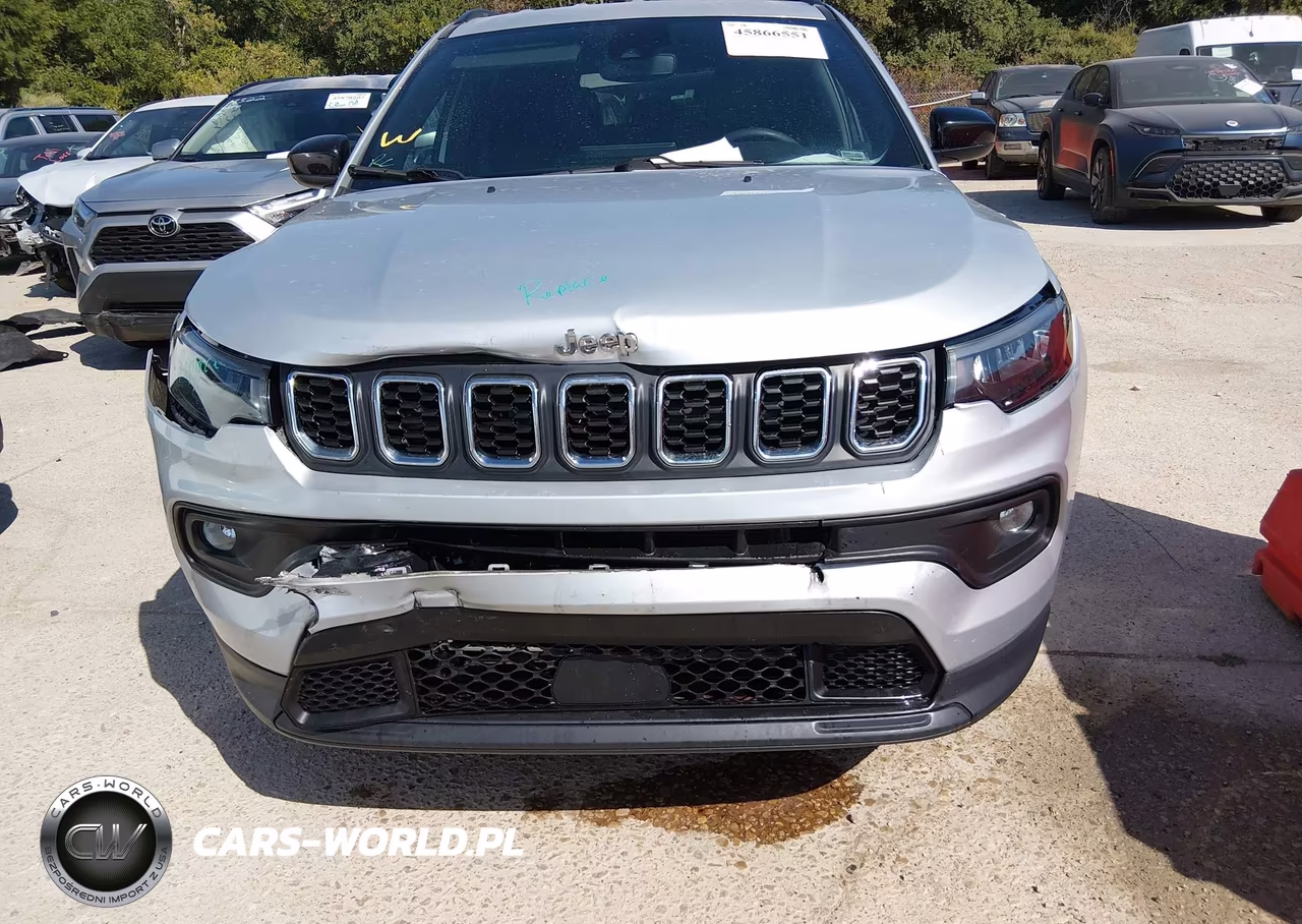 2024 Jeep Compass Latitude 4X4 VIN:3C4NJDBN3RT118594 - 13