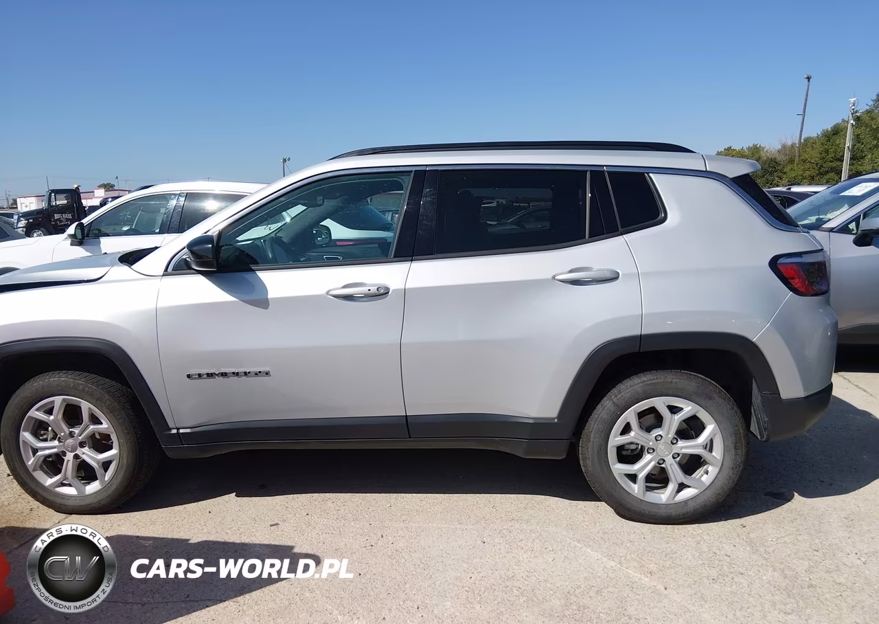 2024 Jeep Compass Latitude 4X4 VIN:3C4NJDBN3RT118594 - 15