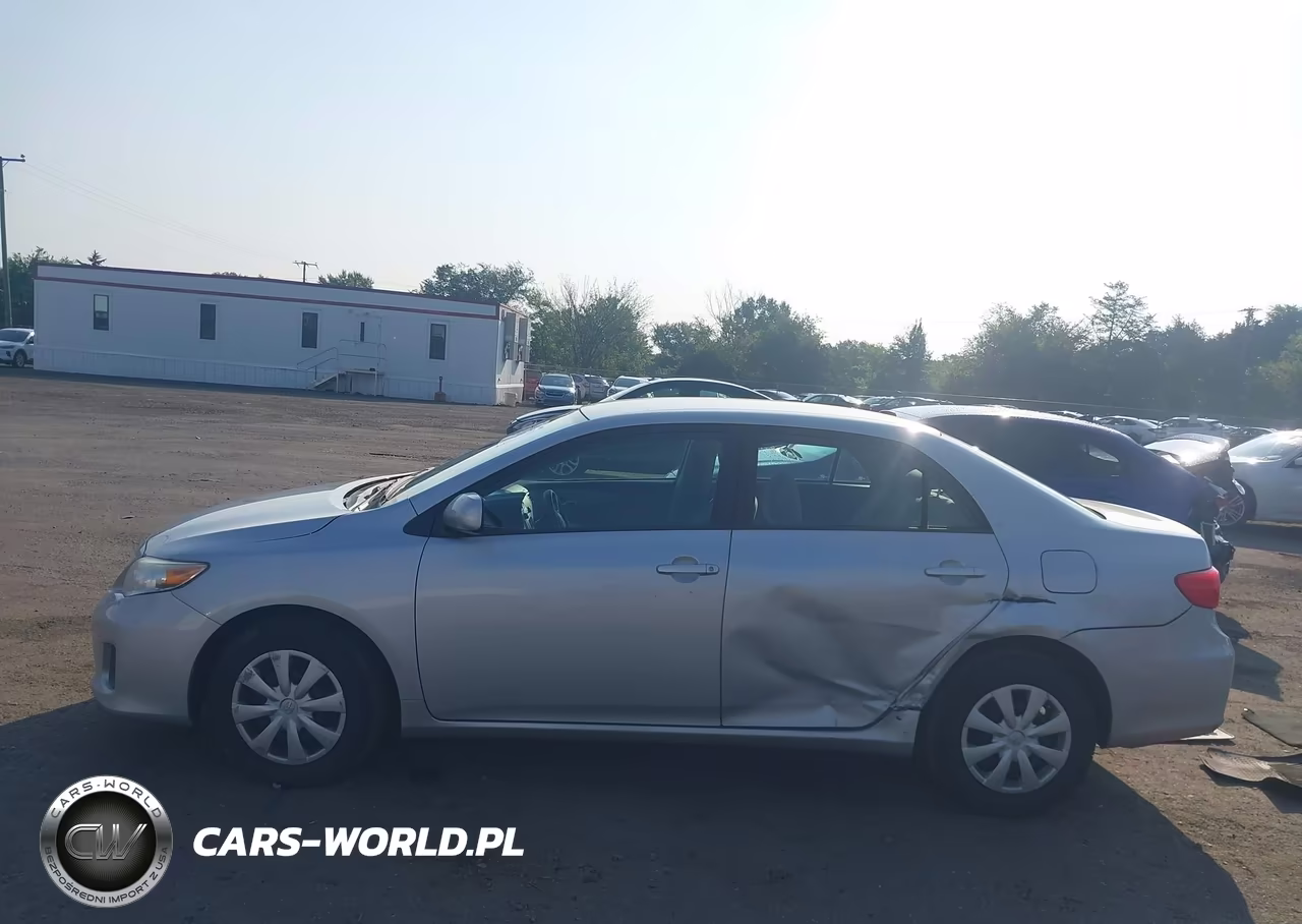 2011 Toyota Corolla Le VIN:2T1BU4EE1BC698605 - 14