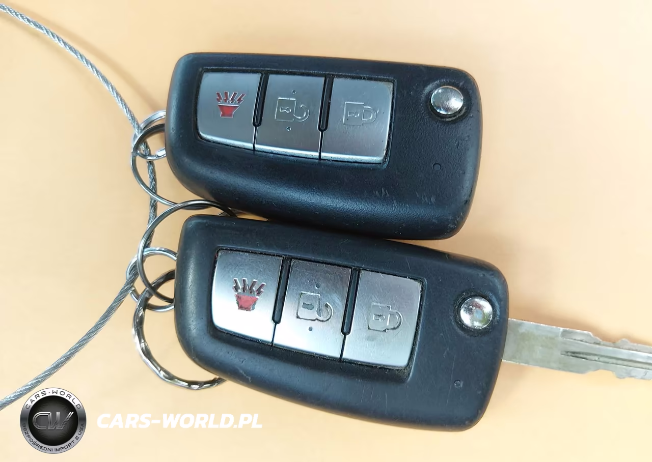 2019 Nissan Rogue S VIN:5N1AT2MTXKC838075 - 11
