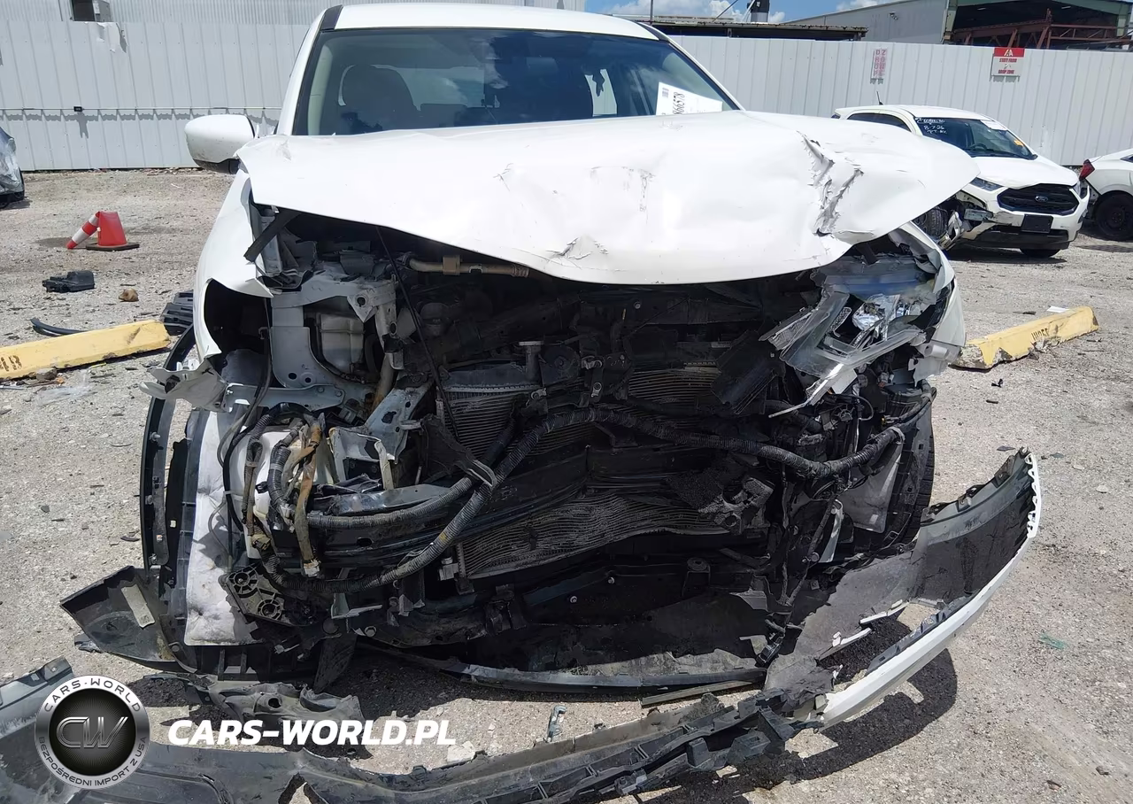 2019 Nissan Rogue S VIN:5N1AT2MTXKC838075 - 6
