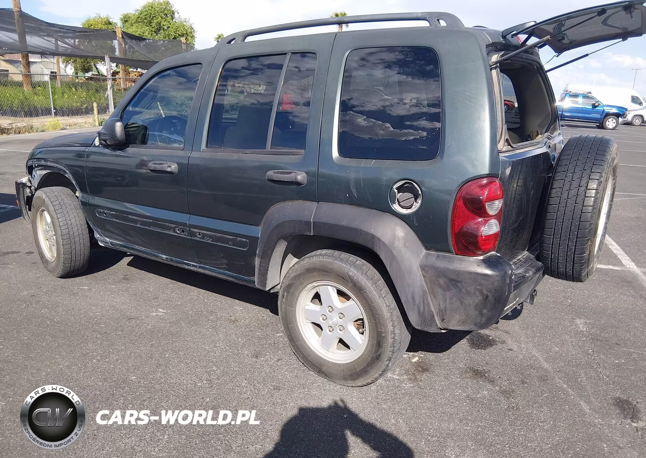2005 Jeep Liberty Sport VIN:1J8GK48K15W594536 - 3