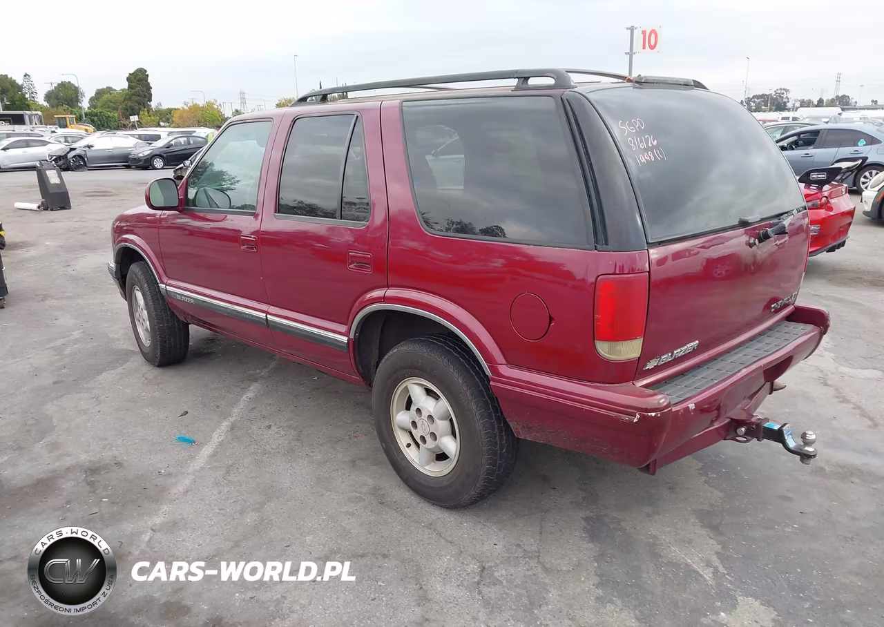 1996 Chevrolet Blazer VIN:1GNDT13W2T2161948 - 3