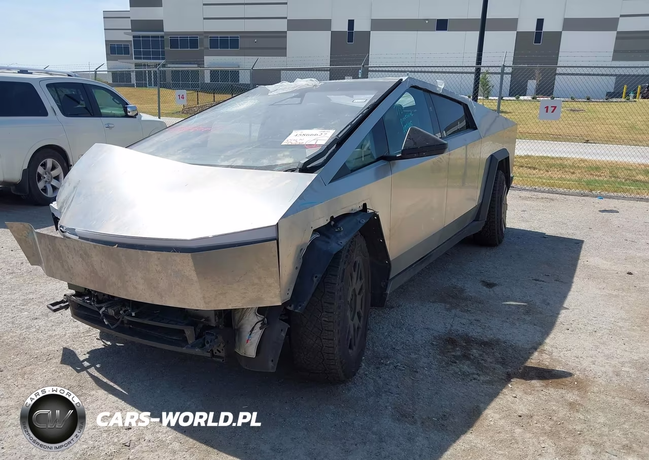 2025 Tesla Cybertruck VIN:7G2CEHEE3SA076005 - 2