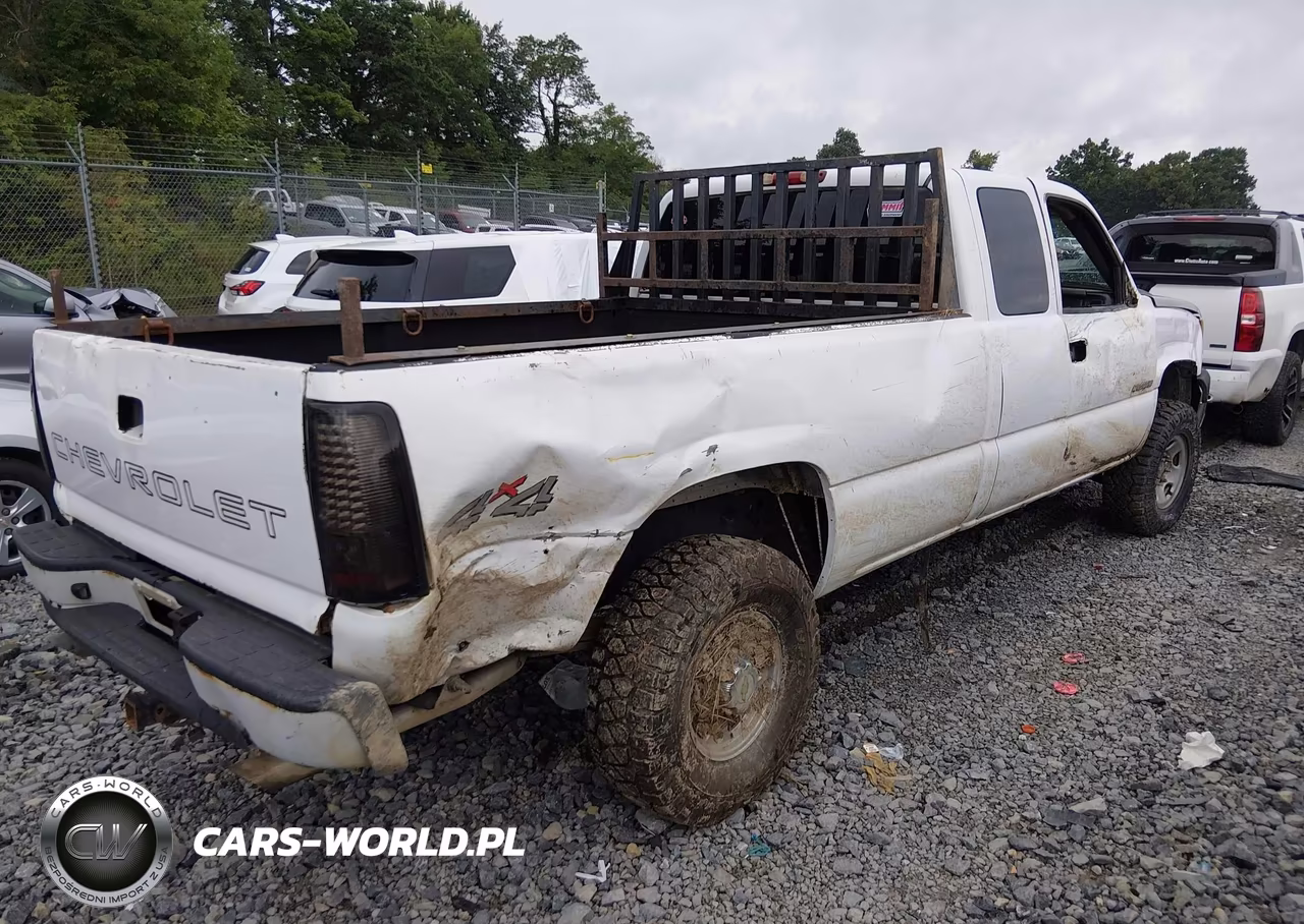 2003 Chevrolet Silverado 2500Hd VIN:1GCHK29U53E362573 - 4