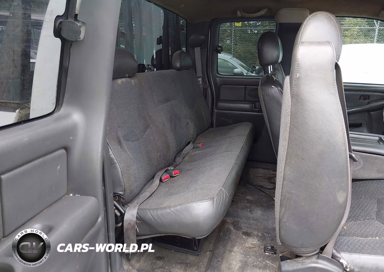 2003 Chevrolet Silverado 2500Hd VIN:1GCHK29U53E362573 - 8