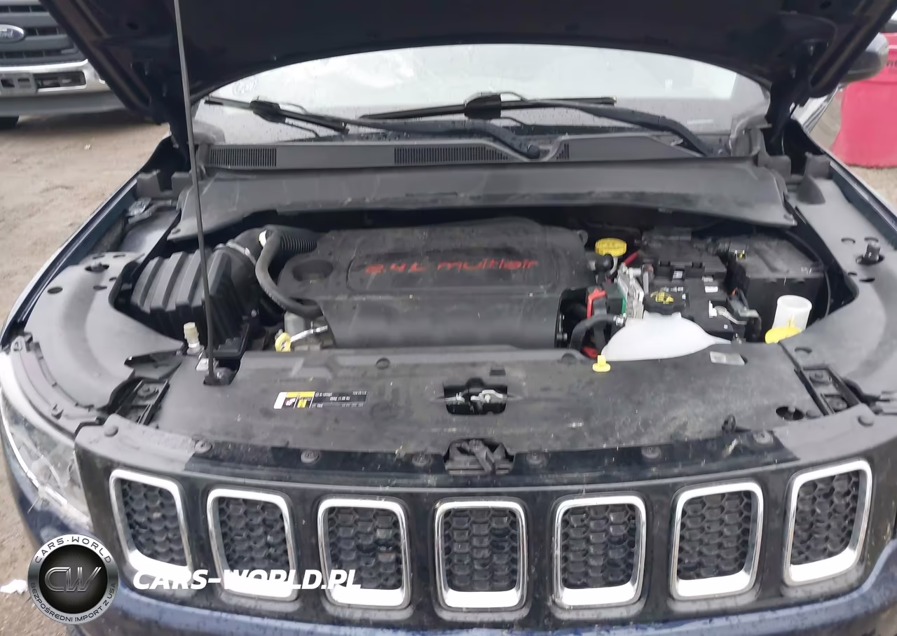 2018 Jeep Compass Latitude 4X4 VIN:3C4NJDBB6JT259010 - 10