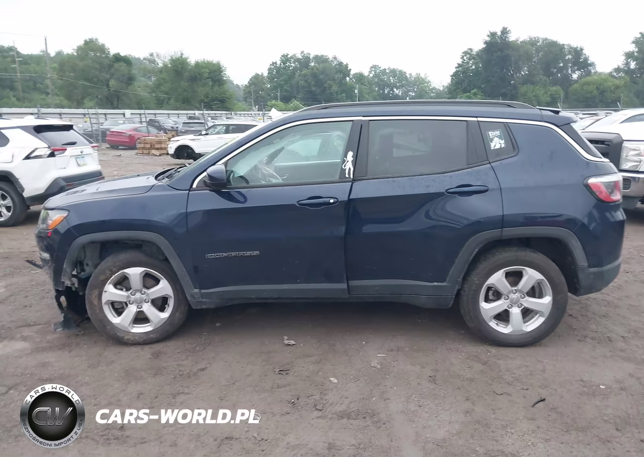 2018 Jeep Compass Latitude 4X4 VIN:3C4NJDBB6JT259010 - 15