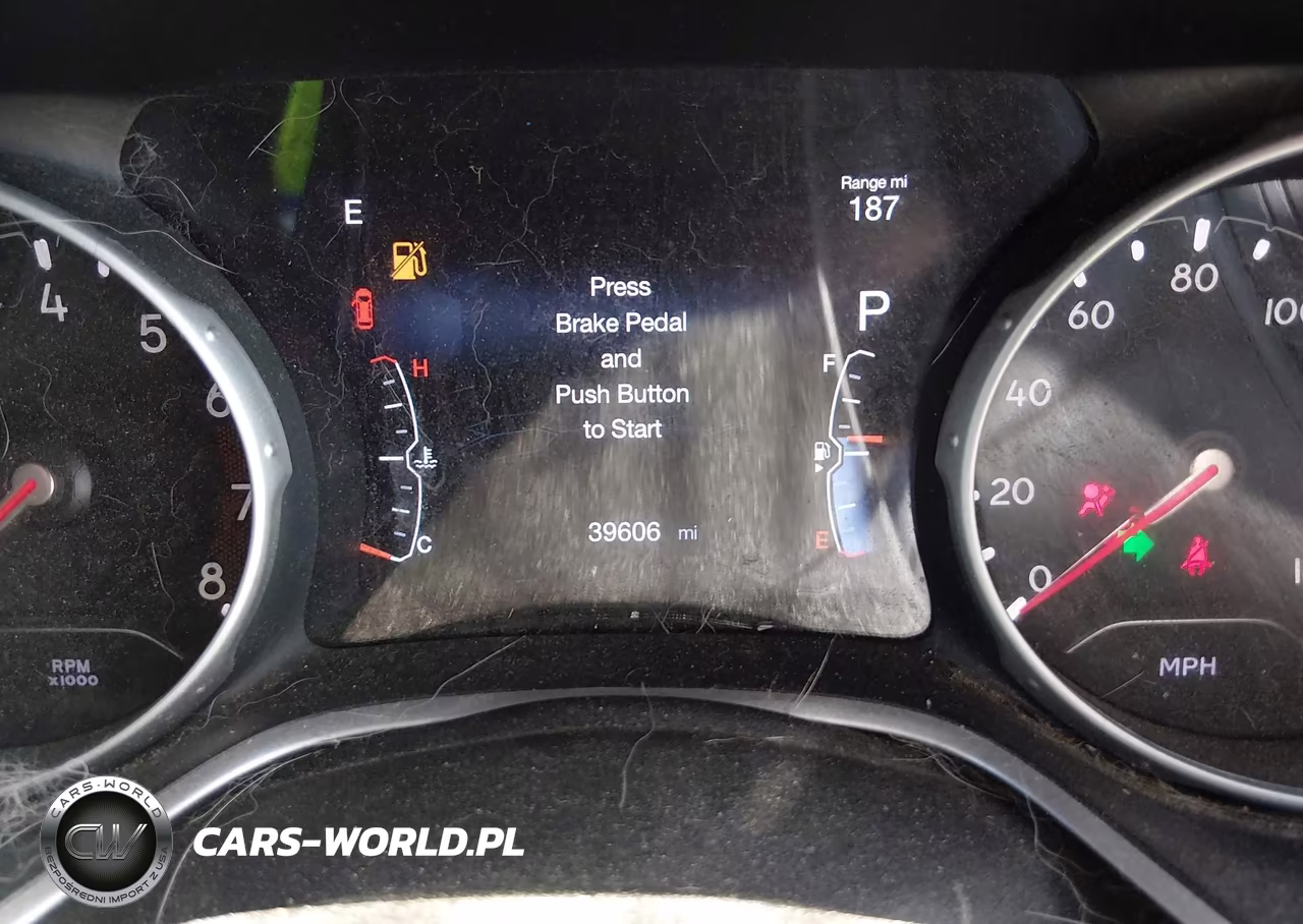 2018 Jeep Compass Latitude 4X4 VIN:3C4NJDBB6JT259010 - 16