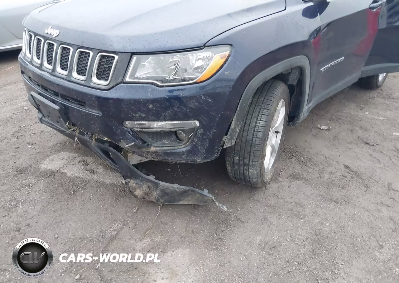2018 Jeep Compass Latitude 4X4 VIN:3C4NJDBB6JT259010 - 6