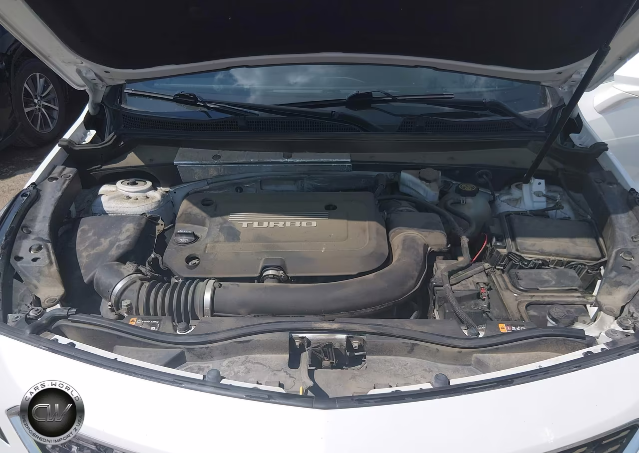 2019 Cadillac Xt4 Premium Luxury VIN:1GYFZDR40KF100140 - 10