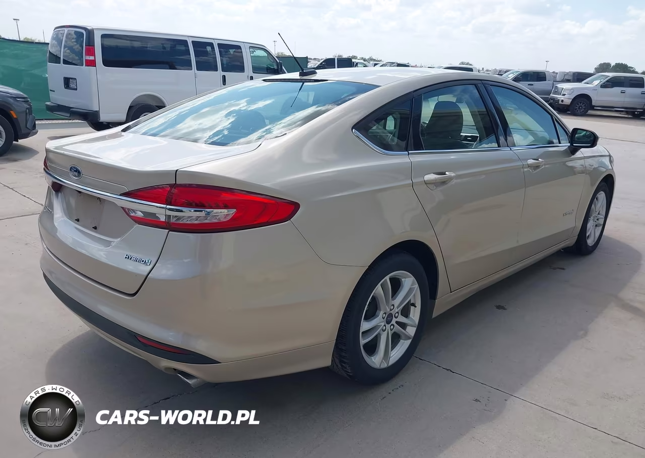 2018 Ford Fusion Hybrid S VIN:3FA6P0UU7JR254458 - 4