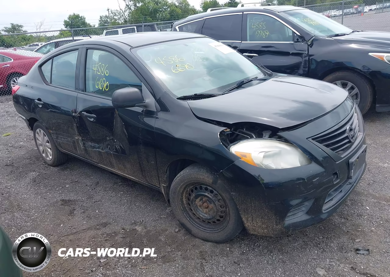 2012 Nissan Versa 1.6 S