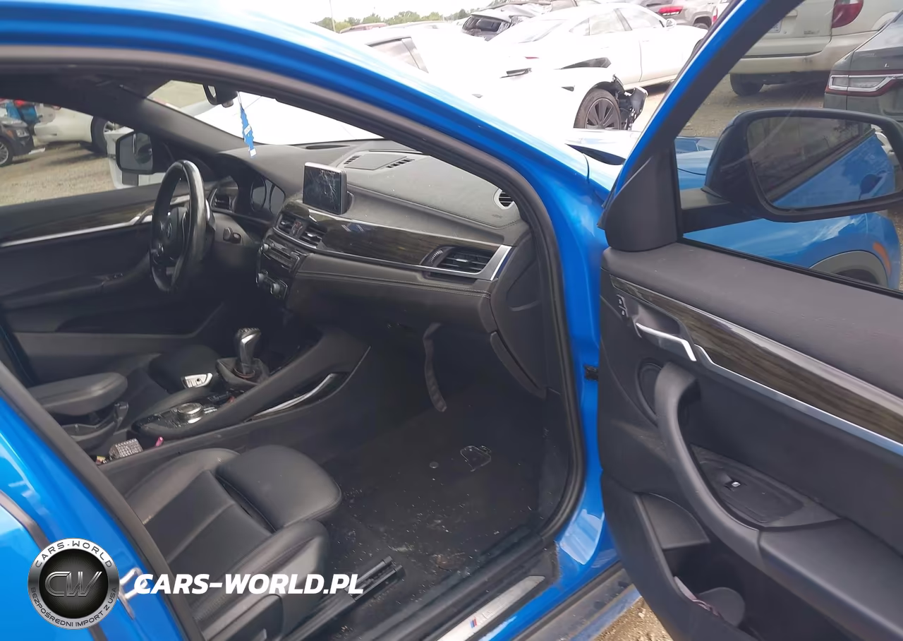 2018 BMW X2 xDrive28I VIN:WBXYJ5C31JEF80775 - 5