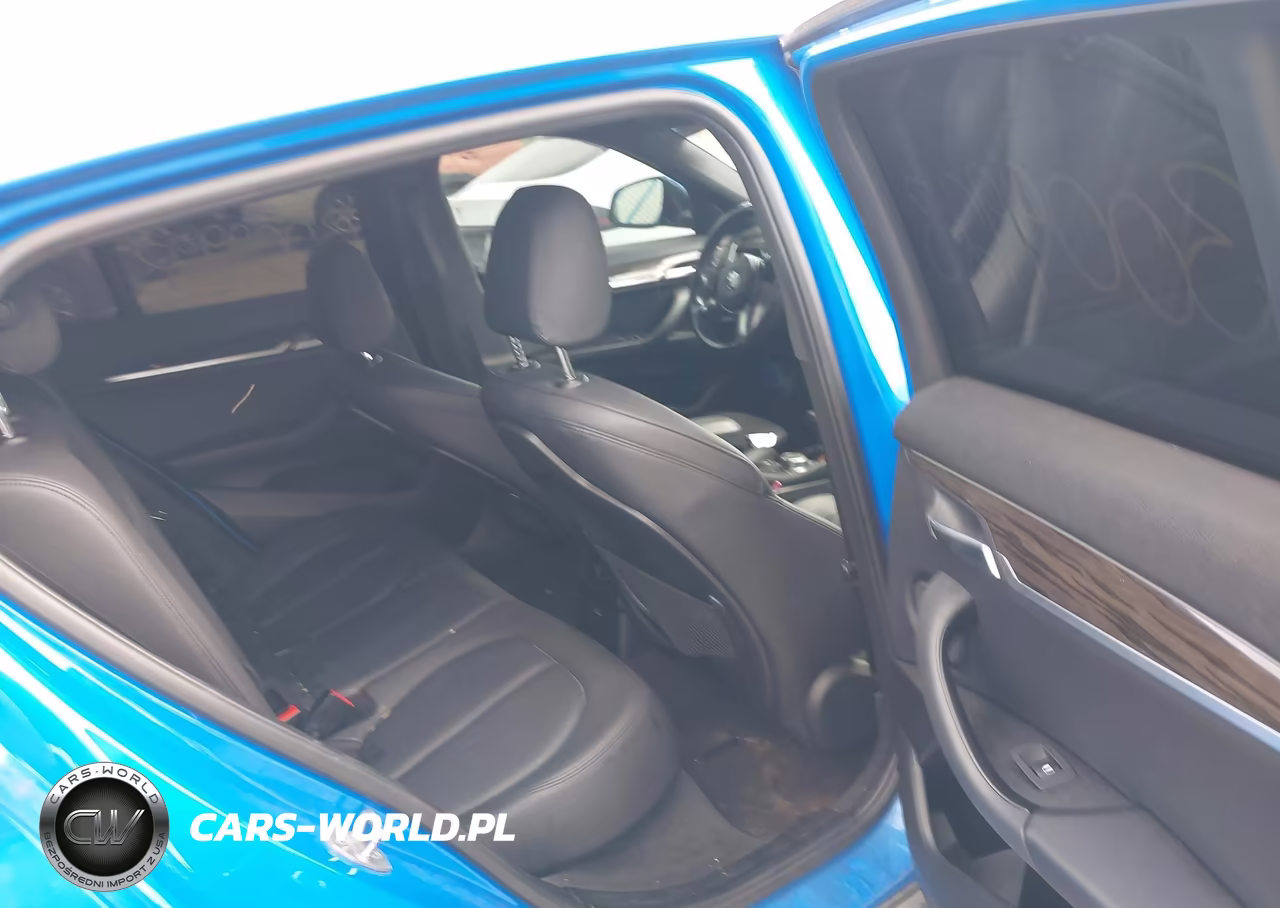 2018 BMW X2 xDrive28I VIN:WBXYJ5C31JEF80775 - 8