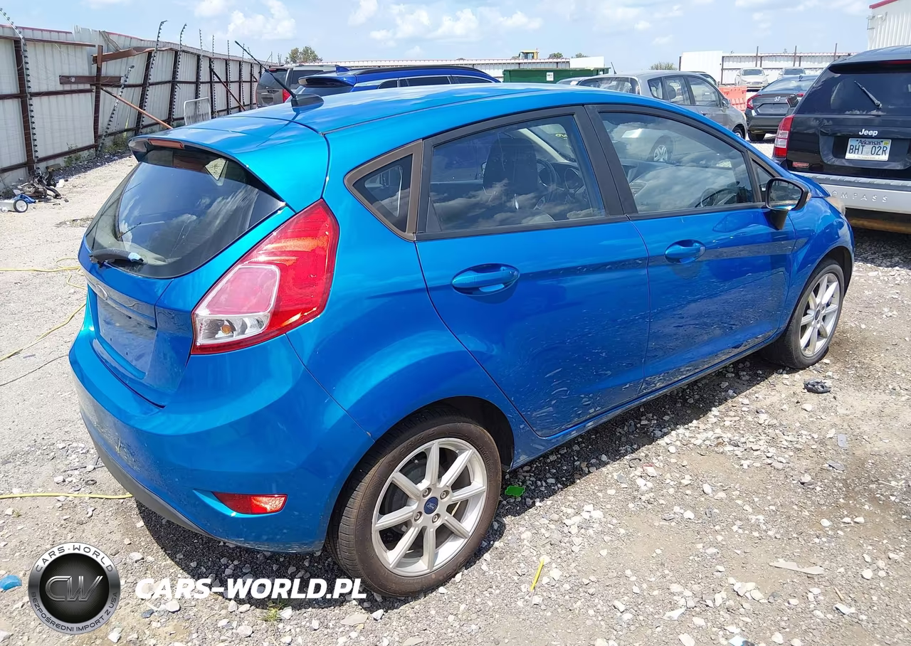 2016 Ford Fiesta Se VIN:3FADP4EJ8GM153373 - 4