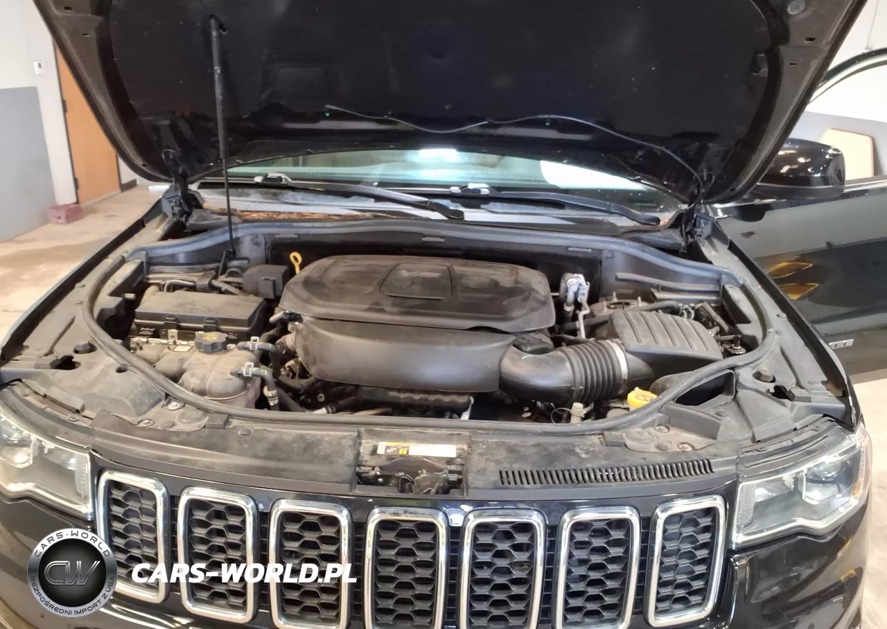 2018 Jeep Grand Cherokee Laredo E 4X4 VIN:1C4RJFAG4JC456957 - 10