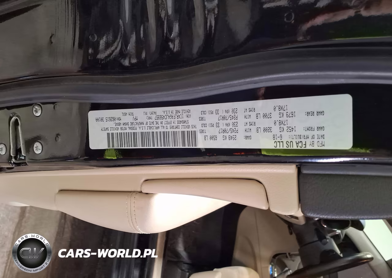 2018 Jeep Grand Cherokee Laredo E 4X4 VIN:1C4RJFAG4JC456957 - 9