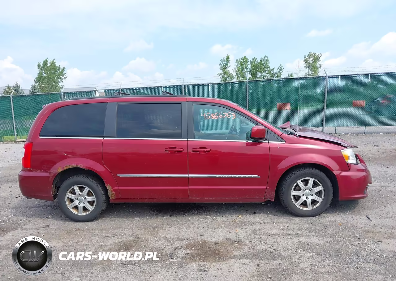 2012 Chrysler Town & Country Touring VIN:2C4RC1BG1CR117109 - 13