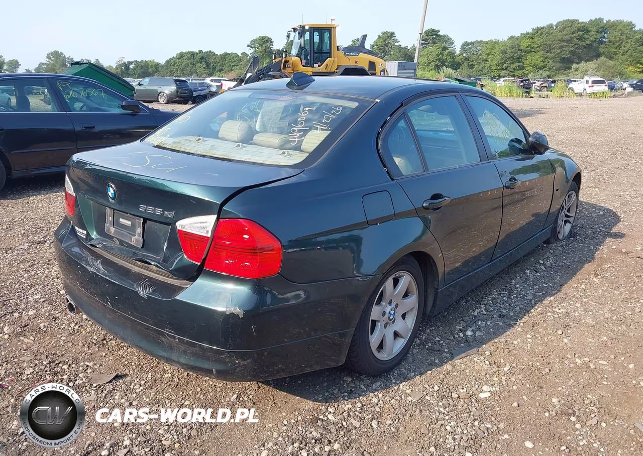 2008 BMW 328Xi VIN:WBAVC73528KP38957 - 4