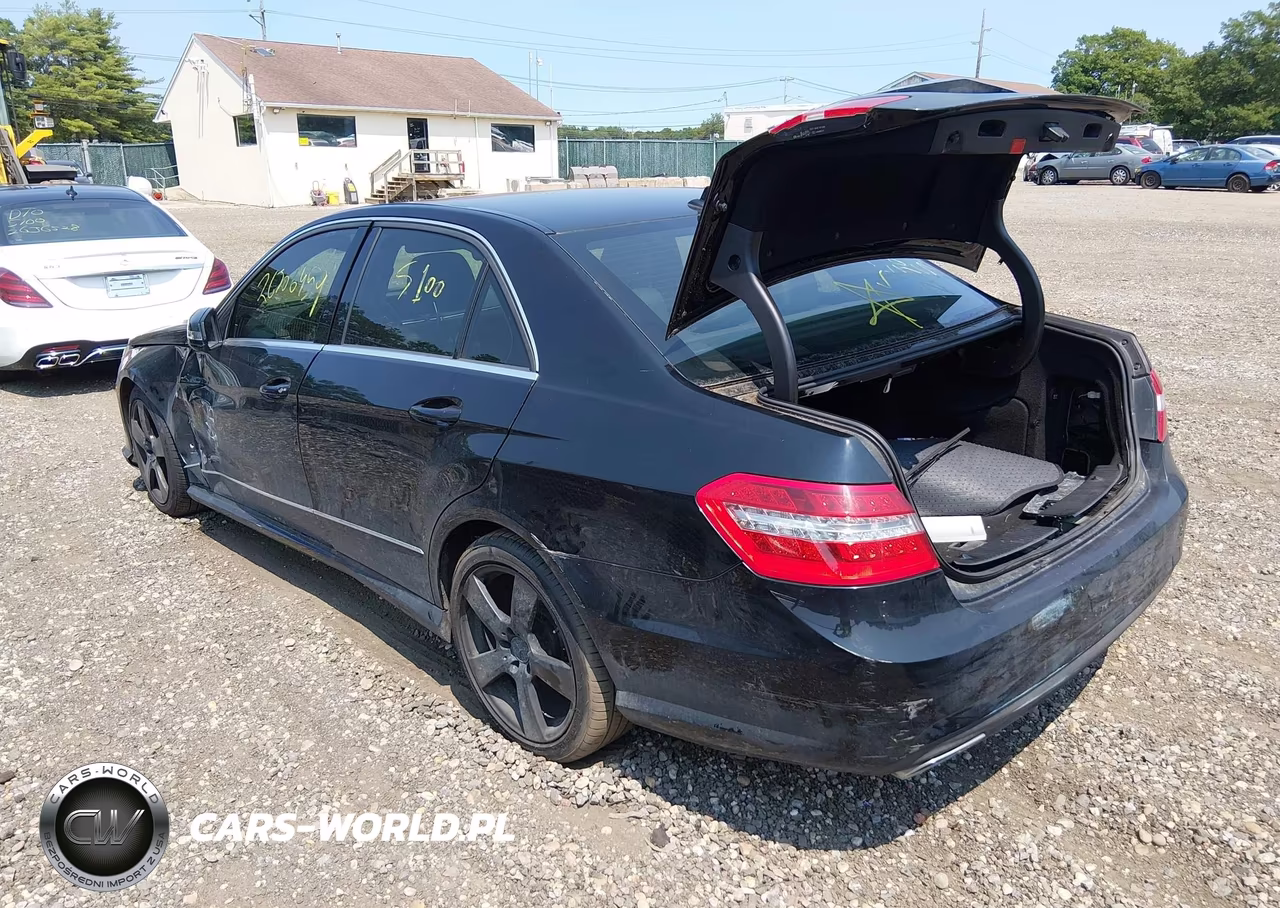 2010 Mercedes-Benz E 350 VIN:WDDHF5GB0AA036844 - 3