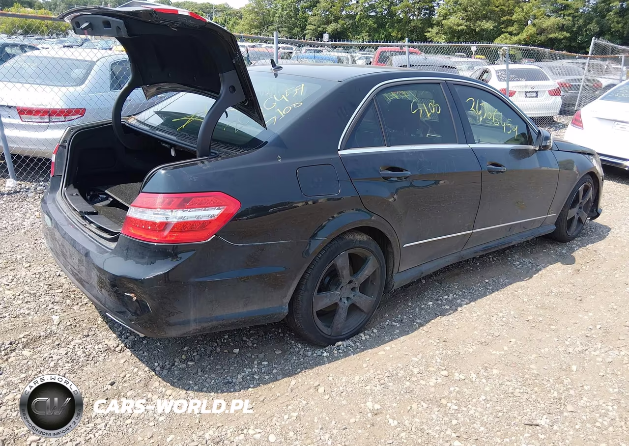 2010 Mercedes-Benz E 350 VIN:WDDHF5GB0AA036844 - 4