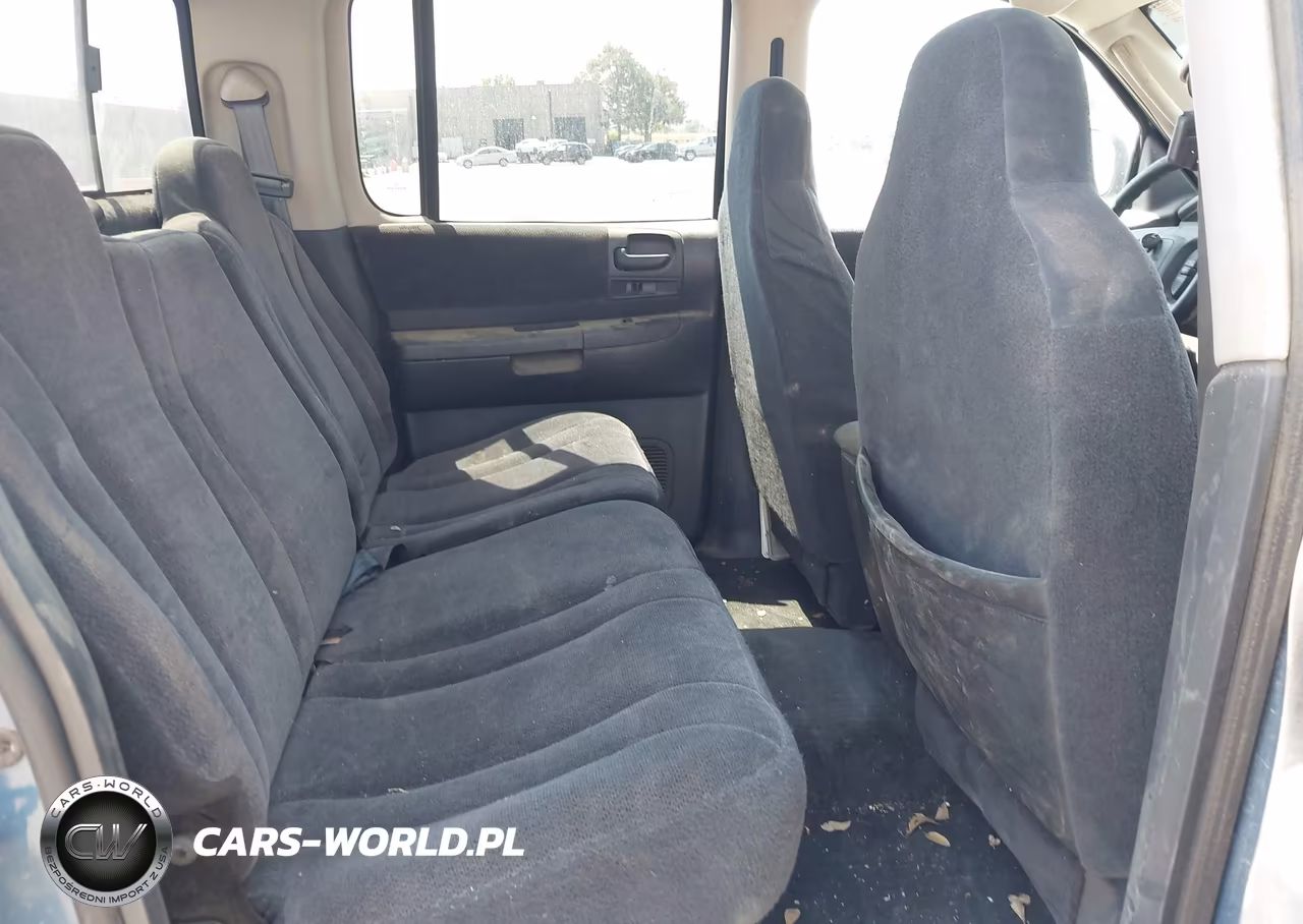 2003 Dodge Dakota Sport-Sxt VIN:1D7HL38X63S196313 - 8