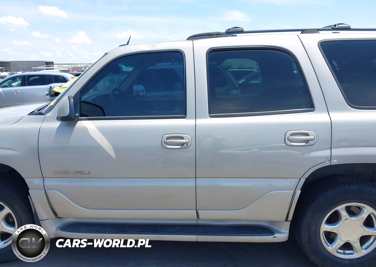 2004 GMC Yukon Denali VIN:1GKEK63U74J261552 - 14