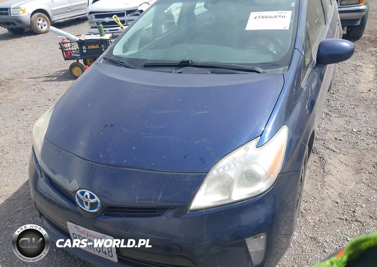 2012 Toyota Prius Three VIN:JTDKN3DU1C1544045 - 12