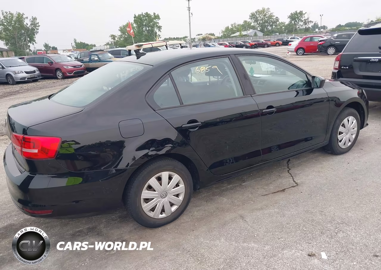 2015 Volkswagen Jetta 2.0L S VIN:3VW2K7AJ2FM409977 - 4