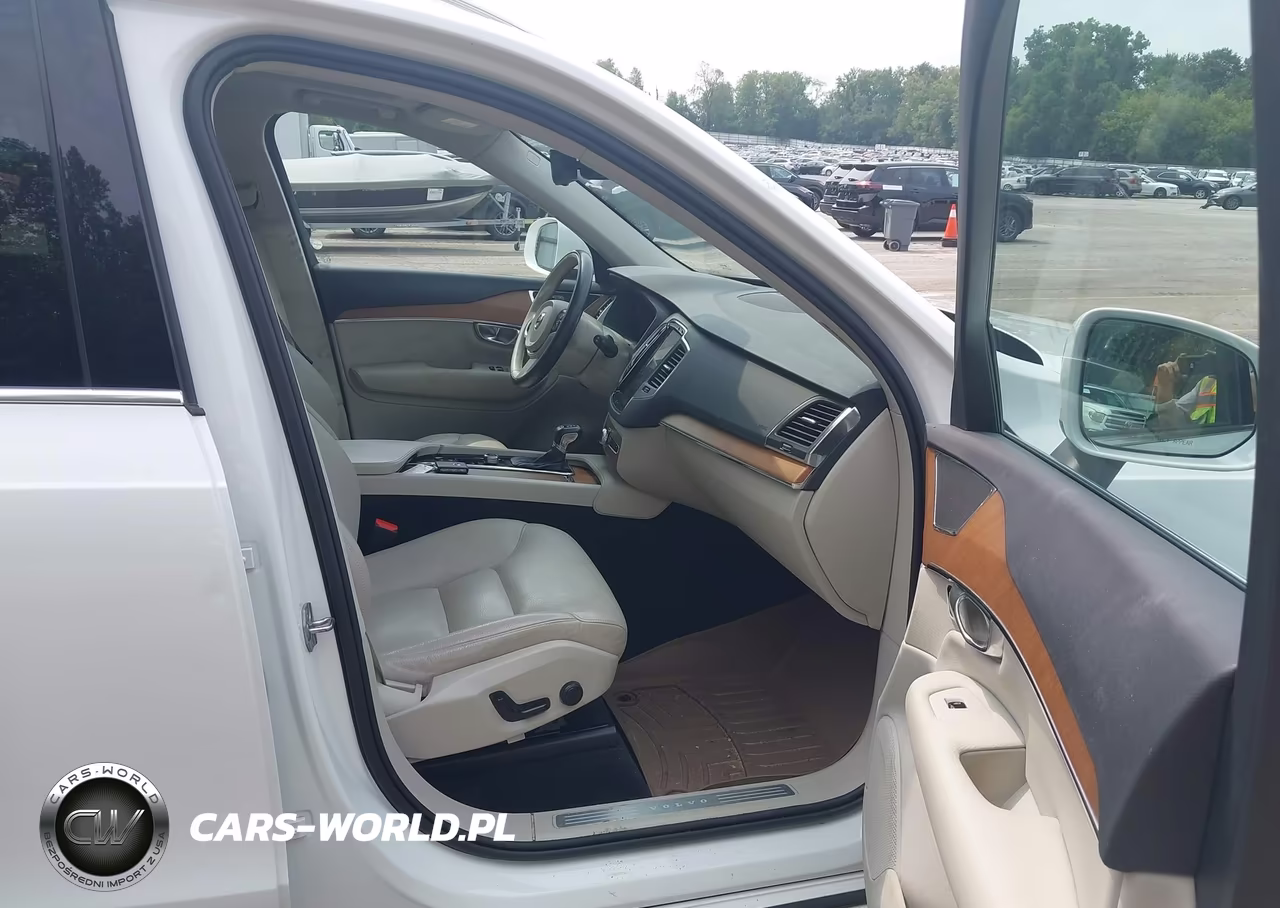 2021 Volvo Xc90 T6 Momentum 7 Passenger VIN:YV4A22PK9M1712179 - 5