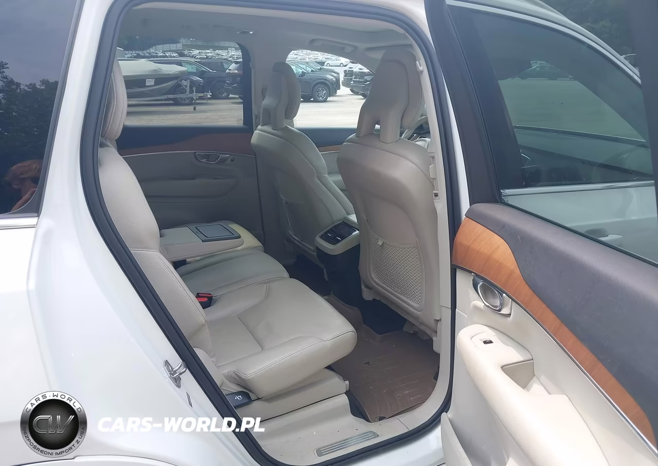 2021 Volvo Xc90 T6 Momentum 7 Passenger VIN:YV4A22PK9M1712179 - 8