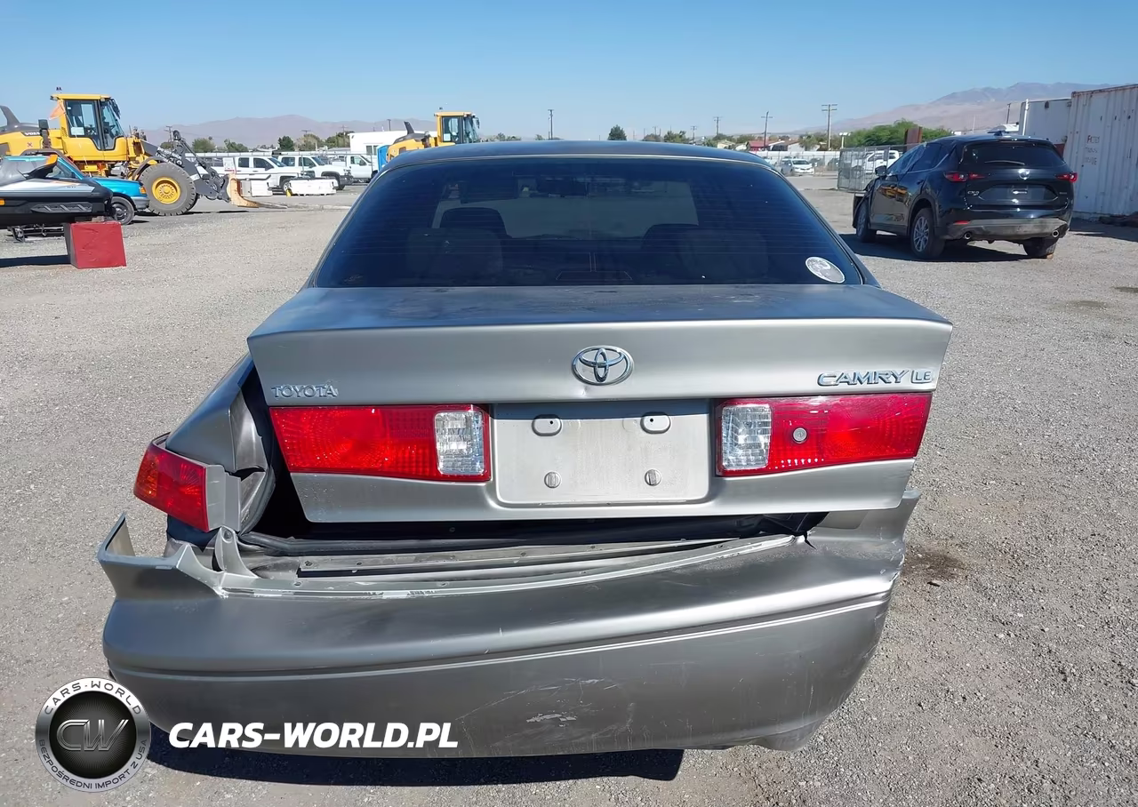 2001 Toyota Camry Le VIN:JT2BG22K510534474 - 16