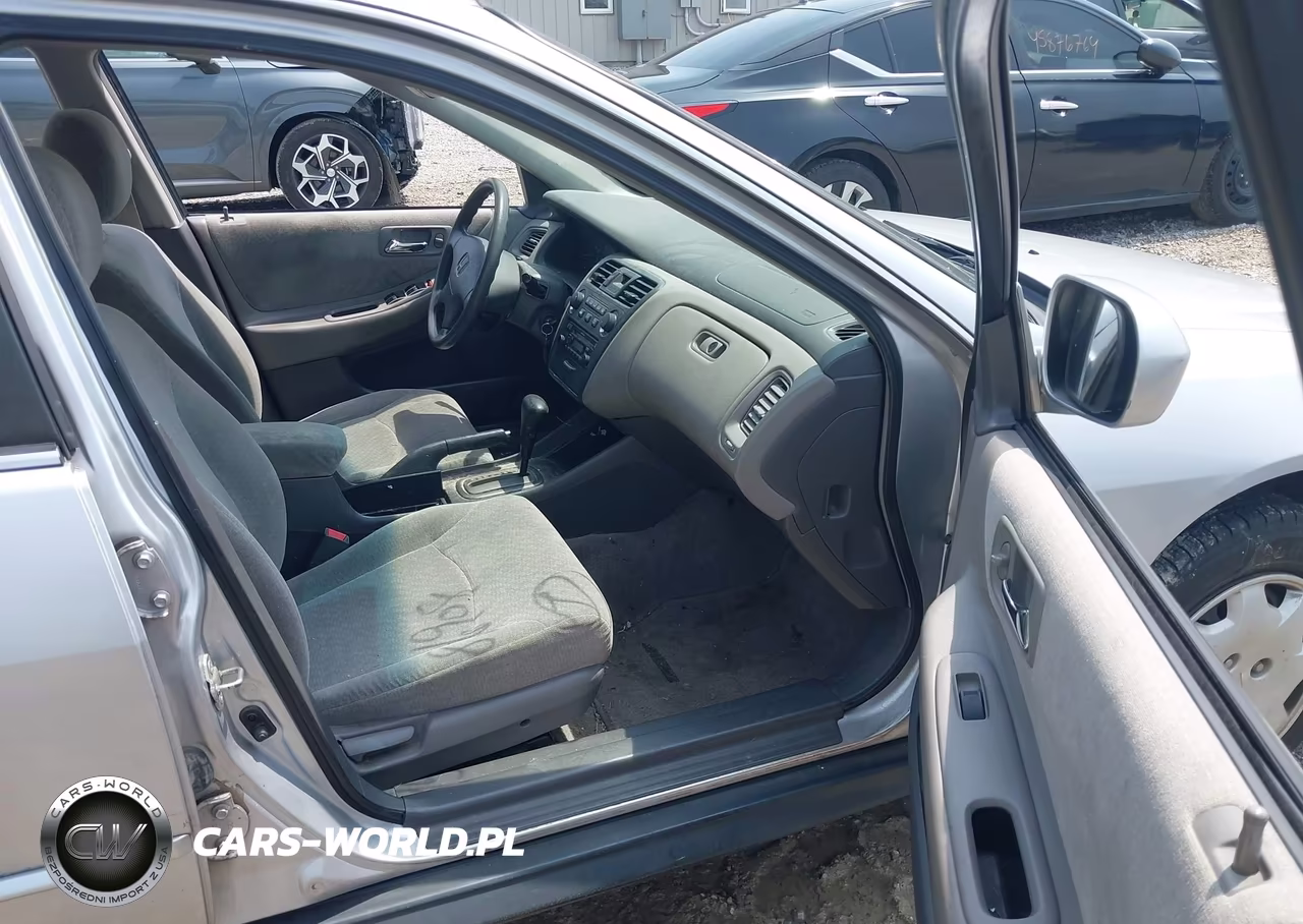 2001 Honda Accord 2.3 Lx VIN:1HGCG56461A139921 - 5