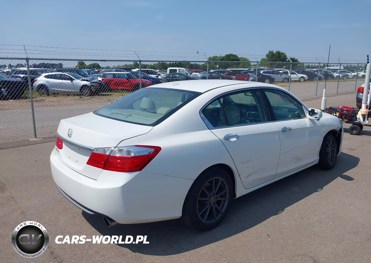 2013 Honda Accord Ex-L VIN:1HGCR2F81DA102193 - 4