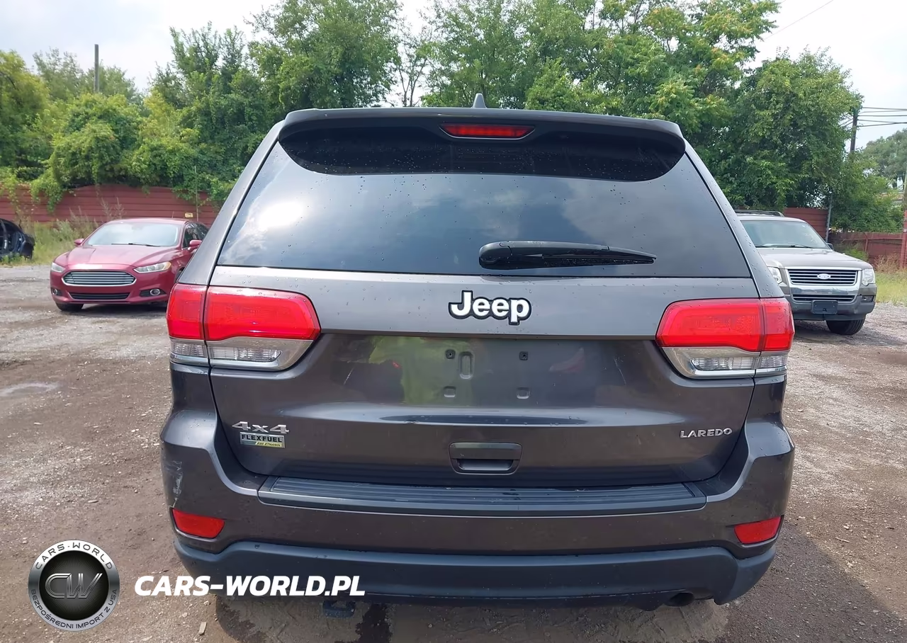 2014 Jeep Grand Cherokee Laredo VIN:1C4RJFAG5EC544793 - 17